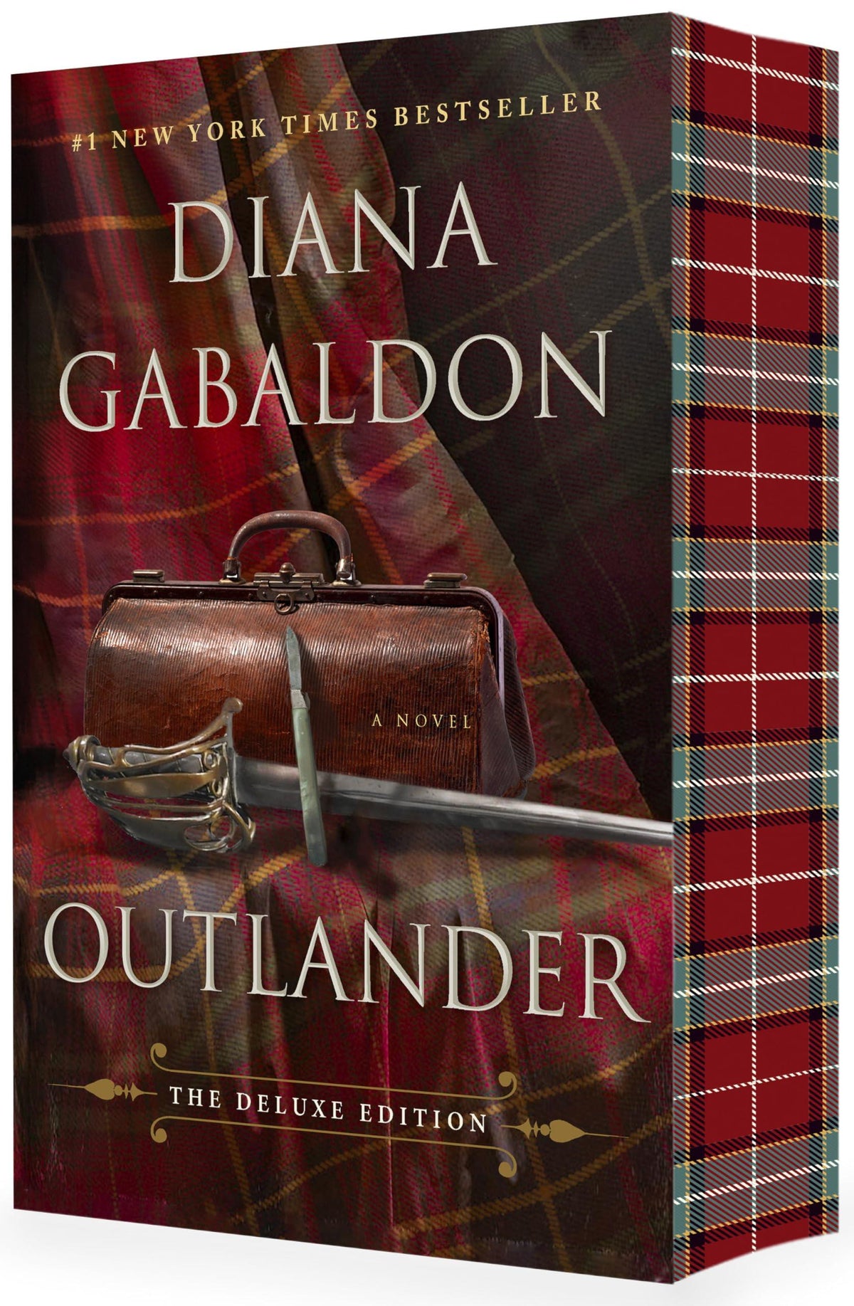 Outlander (Deluxe Edition): A Novel